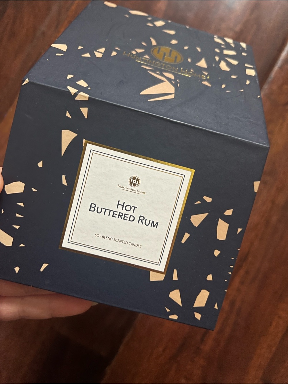 Huntington Home Hot Buttered Rum Candle Soy Blend Scented Candle 7.4 oz In Box